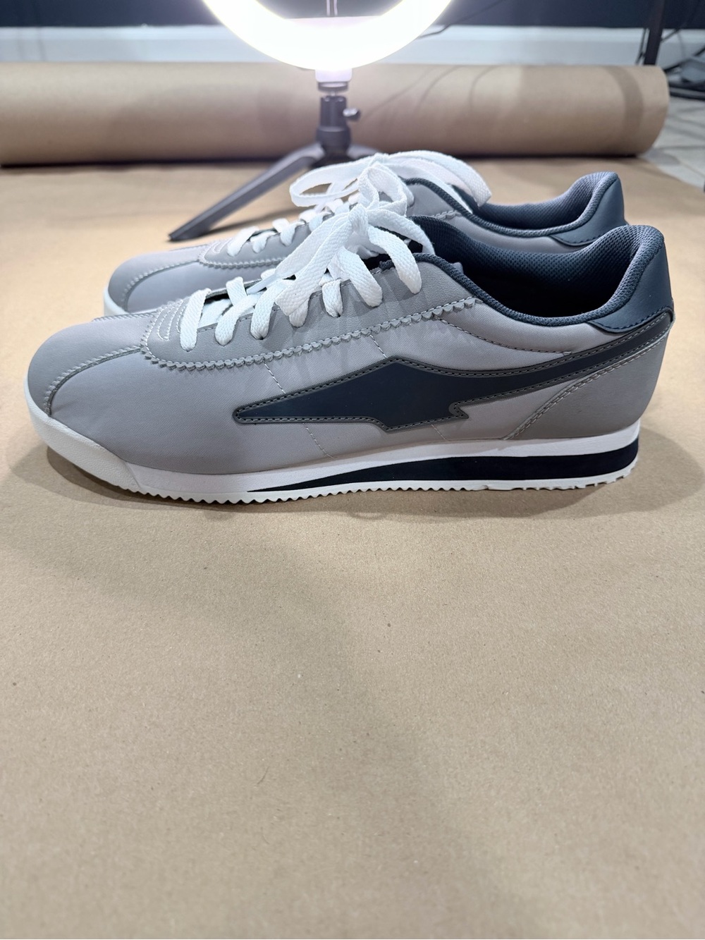 Avia Men’s Athletic Shoes – Size 10 Gray/Navy Comfort Running Sneakers